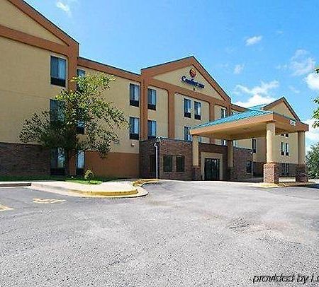 Quality Inn & Suites Lenexa Kansas City Buitenkant foto
